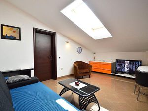 23327815-Ferienwohnung-3-Veprinac-300x225-3