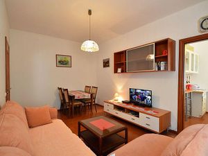 23327771-Ferienwohnung-3-Veprinac-300x225-3