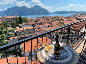 23363029-Ferienwohnung-2-Verbania-300x225-0