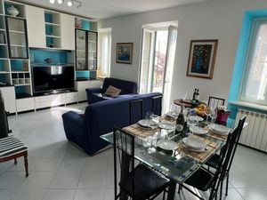 23953691-Ferienwohnung-4-Verbania-300x225-3