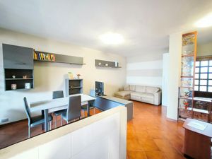 23372467-Ferienwohnung-7-Verbania-300x225-4