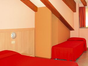 23352199-Ferienwohnung-2-Verbania-300x225-5