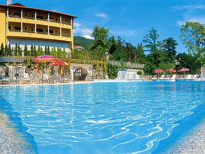 PoolOfHouse PoolOfHouse