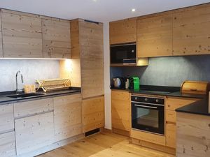 23505191-Ferienwohnung-8-Verbier-300x225-4