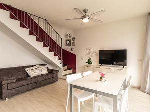 22447333-Ferienwohnung-7-Vercana-300x225-1