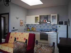 Wohnung blau Wohnzimmer und Küche