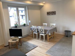 22306329-Ferienwohnung-4-Verl-300x225-0