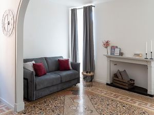 23892981-Ferienwohnung-6-Verona-300x225-1