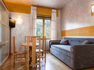 23893387-Ferienwohnung-4-Verona-300x225-4