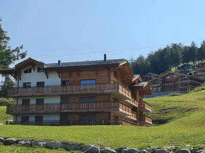 ExteriorSummer