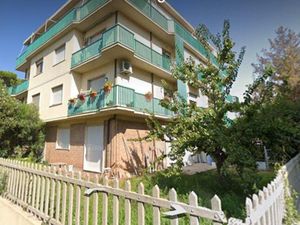 24018213-Ferienwohnung-6-Viareggio-300x225-1