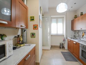 23765871-Ferienwohnung-6-Viareggio-300x225-2