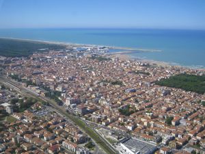 23868143-Ferienwohnung-3-Viareggio-300x225-3