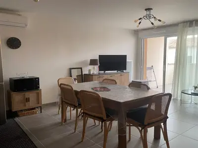 DiningRoom