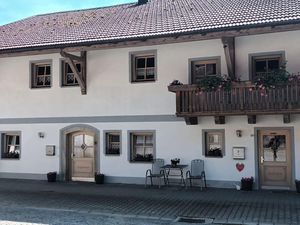 23961783-Ferienwohnung-6-Viechtach-300x225-3