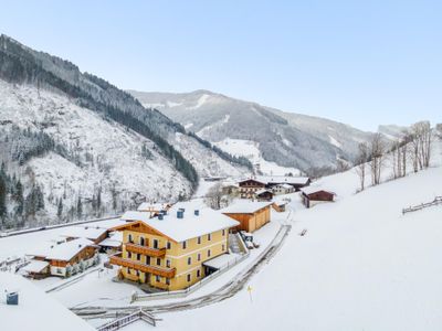 Außenseite Ferienhaus [Winter]