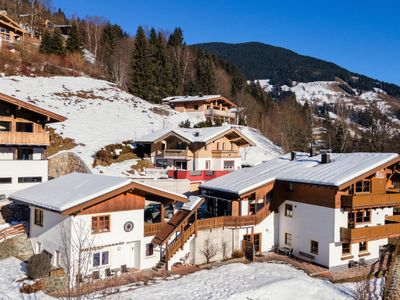 Außenseite Ferienhaus [Winter]