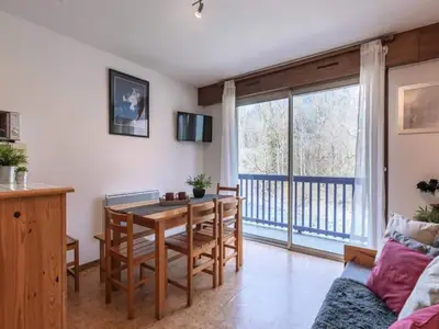 Ferienwohnung für 5 Personen (29 m²) in Vielle Aure 1/10