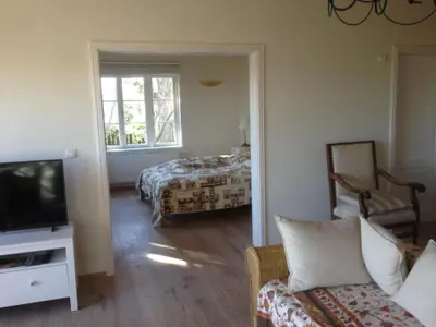 Schlafbereich. Blick von Wintergarten in Schlafzimmer 3