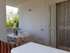 23353048-Ferienwohnung-6-Vieste-300x225-2