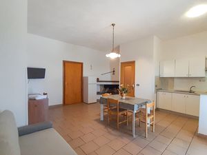 24024589-Ferienwohnung-6-Vieste-300x225-3