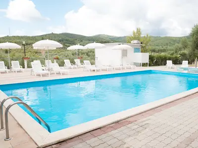 PoolOfHouse