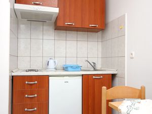 19059959-Ferienwohnung-2-Viganj-300x225-2