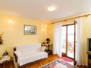 24057688-Ferienwohnung-5-Viganj-300x225-3