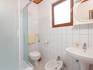 24057693-Ferienwohnung-2-Viganj-300x225-5