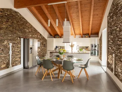 DiningRoom