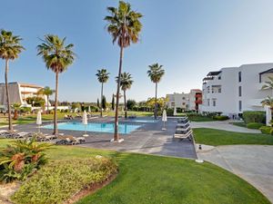 23107107-Ferienwohnung-4-Vilamoura-300x225-4