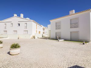 23837384-Ferienwohnung-6-Vilamoura-300x225-4