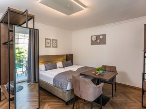 19272748-Ferienwohnung-4-Villach-300x225-3