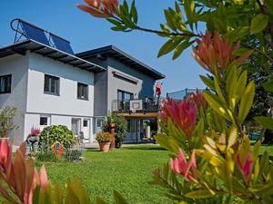 23668927-Ferienwohnung-3-Villach-300x225-0