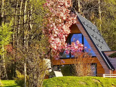 Chaletdorf im Frühling 2