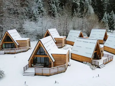 Chaletdorf im Winter