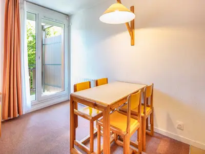 DiningRoom
