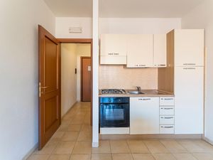 23974327-Ferienwohnung-4-Villasimius-300x225-5