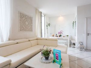 23553201-Ferienwohnung-8-Villefranche Sur Mer-300x225-5