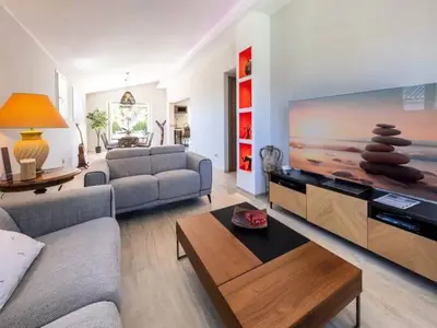 Ferienwohnung für 9 Personen (180 m²) in Villeneuve-Loubet 4/10