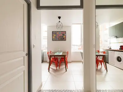 DiningRoom