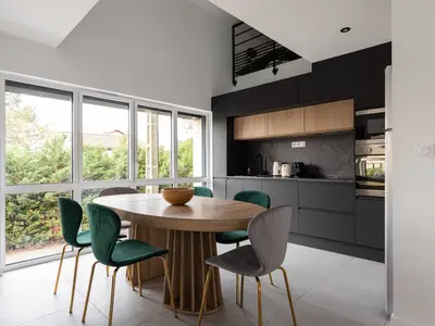 DiningRoom