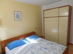 23933331-Ferienwohnung-4-Vinez-300x225-3