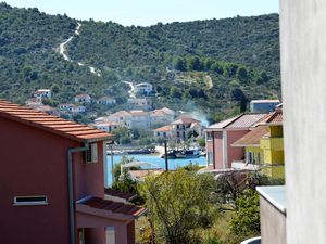 Ferienwohnung für 3 Personen (25 m²) in Vinišće