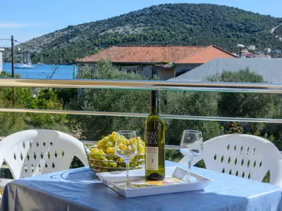 Ferienwohnung für 4 Personen (34 m²) in Vinišće 1/10
