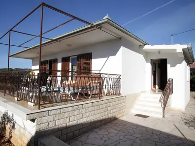 Ferienwohnung für 6 Personen (110 m²) in Vinišće 1/10