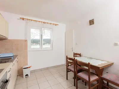 Ferienwohnung für 8 Personen (100 m²) in Vinišće 6/10