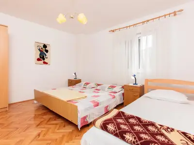Ferienwohnung für 8 Personen (100 m²) in Vinišće 9/10