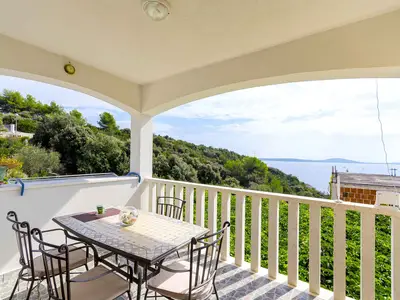 Ferienwohnung für 3 Personen (50 m²) in Vinišće 2/10