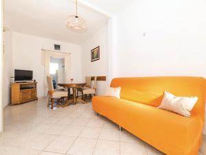 23736581-Ferienwohnung-5-Vinišće-300x225-1